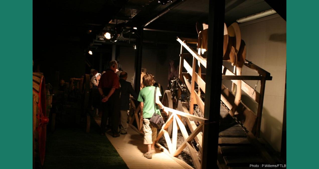 si_cb44dfaba94c57ed91cb4d8e94196cf0.img